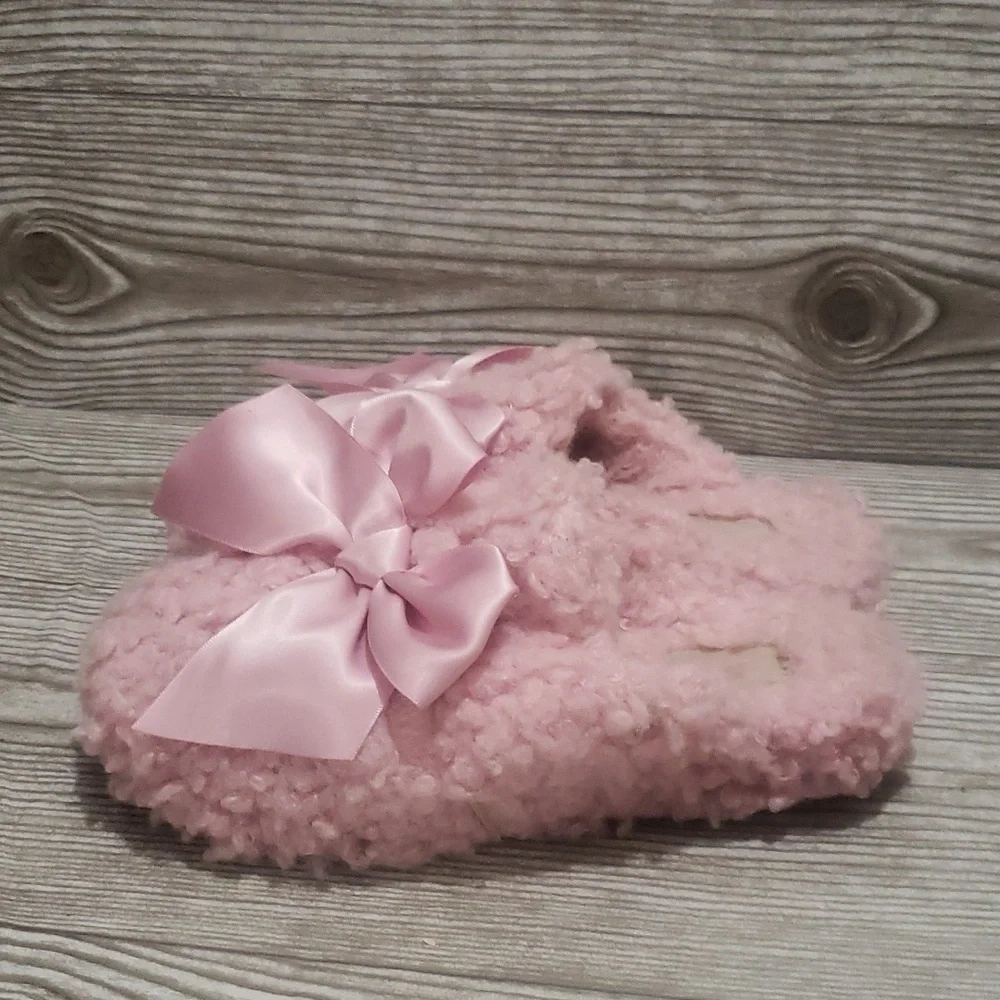 Ugg faux fur pink bow cozy youth slippers size 1